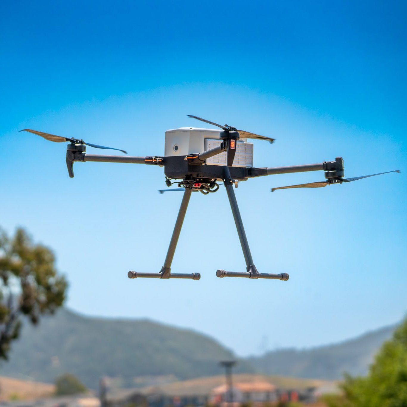 IF800 TOMCAT | Medium-lift Quadcopter