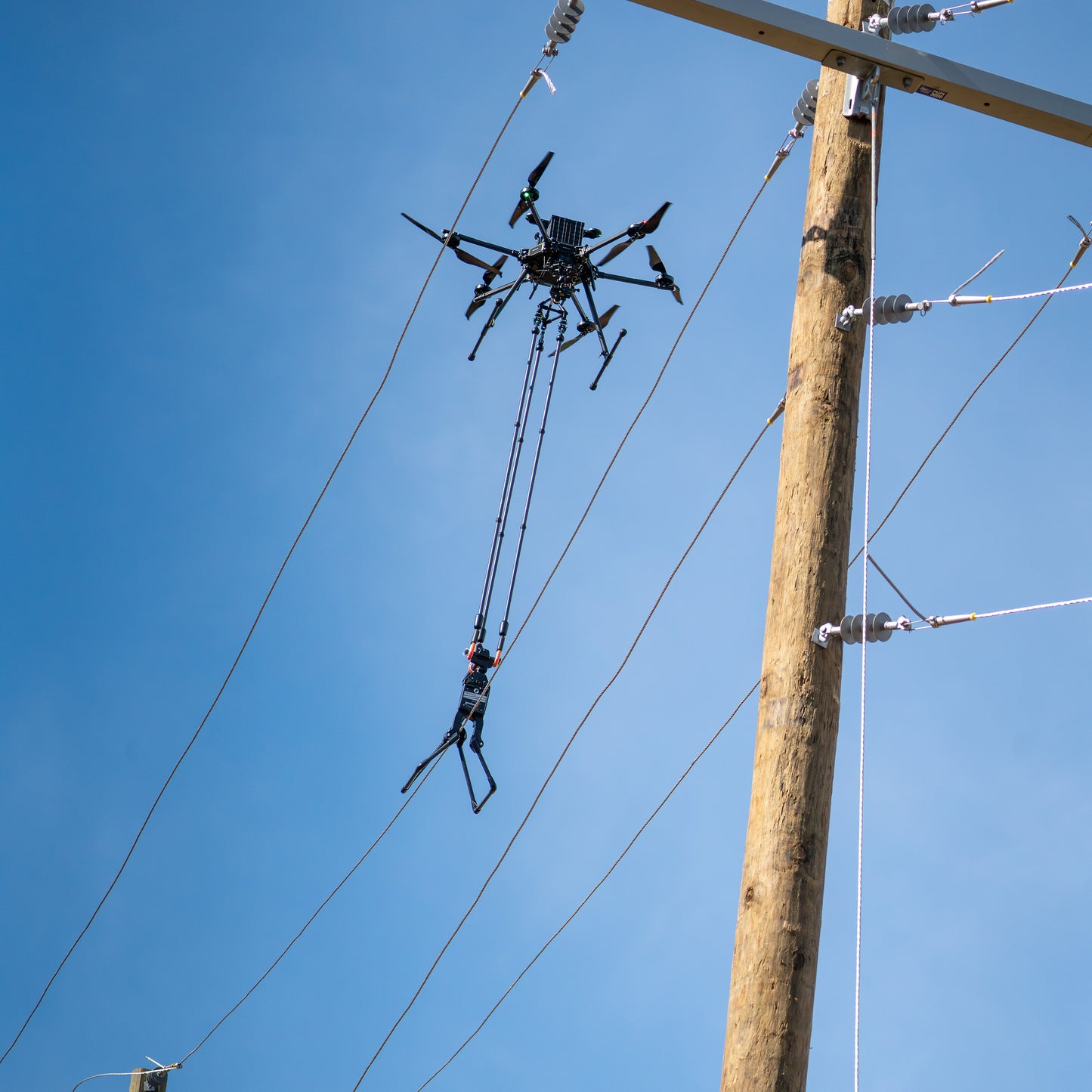 Linebird Osprey Non-Conductive Payload System – Live-Line Utility Platform